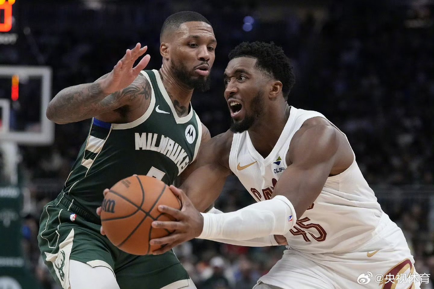 雄鹿征战东部,轻取活塞,连胜不断什么意思